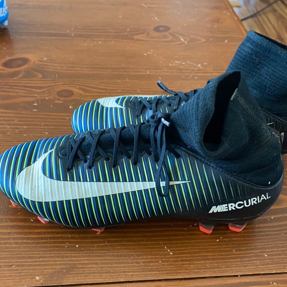 Nike Cleats size 6.5